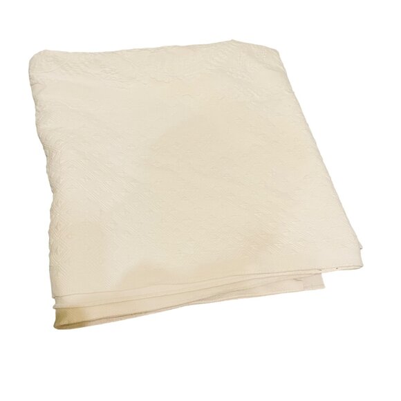 Vintage White Textured Fabric Yardage 80" x 83" - Picture 1 of 4